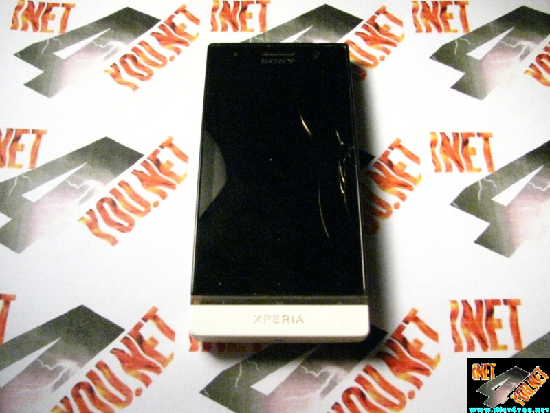 Sony xperia ST25i 