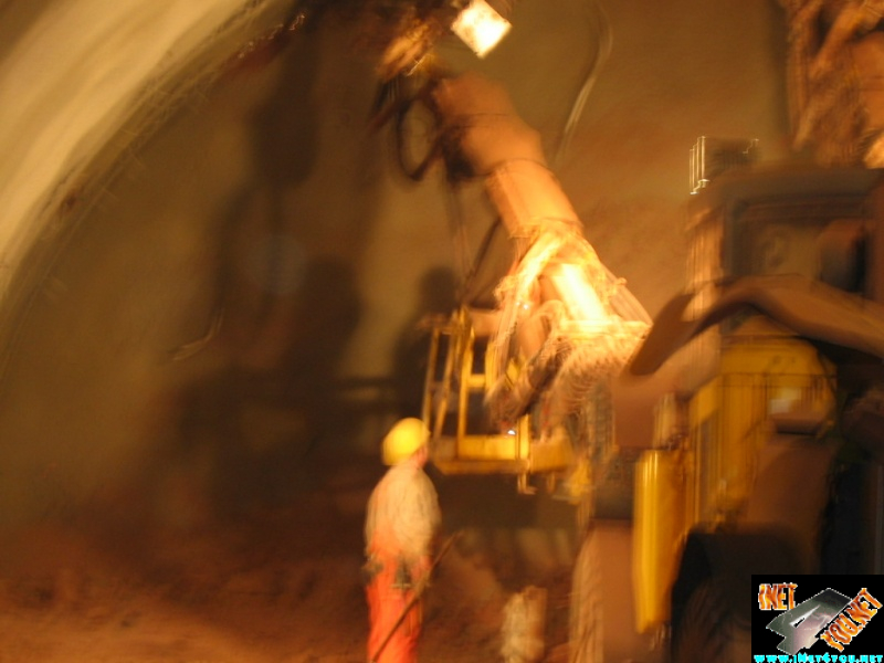 Bau Schmücketunnel BAB71