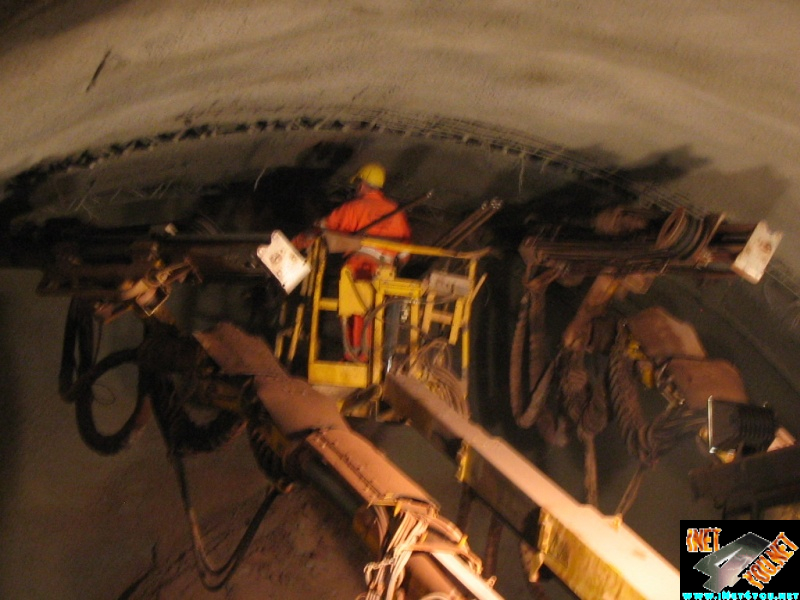 Bau Schmücketunnel BAB71